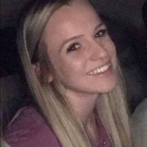 Meet your Posher, Avery